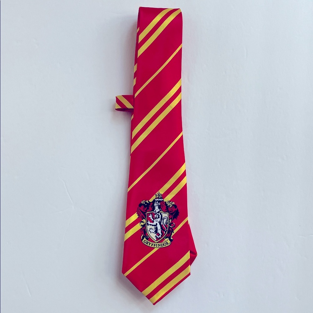 Harry Potter Gryffindor Tie Classic Stripe Necktie NWOT - Picture 2 of 8